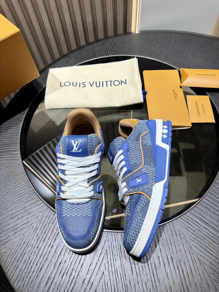 LUSV SNEAKERS