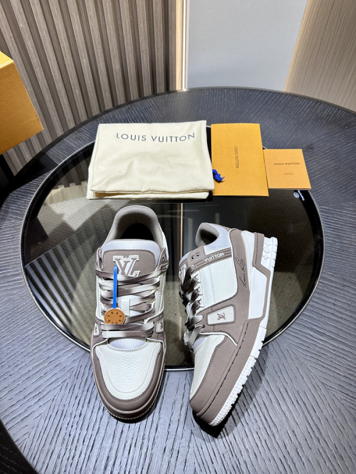 LUSV SNEAKERS