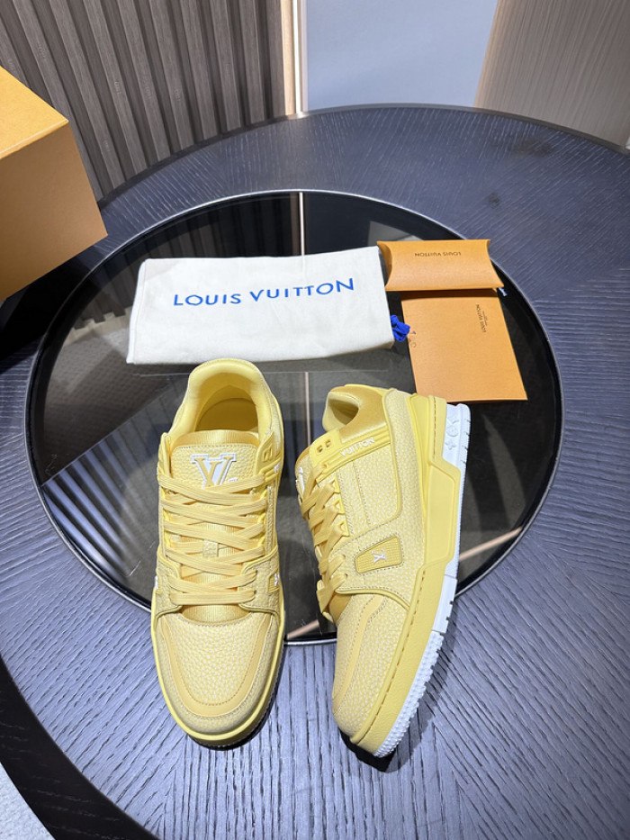LUSV SNEAKERS