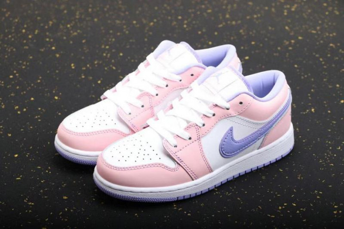 Air Jordan 1 Low SE Arctic Punch CK3022-600