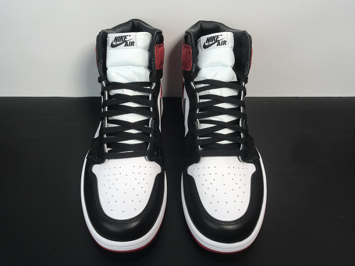 Air Jordan 1 High OG "SATIN BLACK TOE" CD0461-016