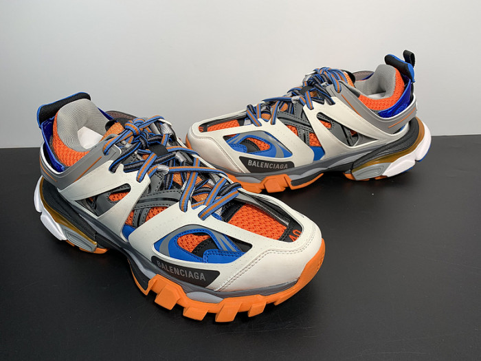 BALCIA Track SNEAKER