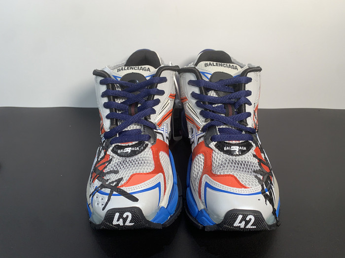 BALCIA RUNNER SNEAKER