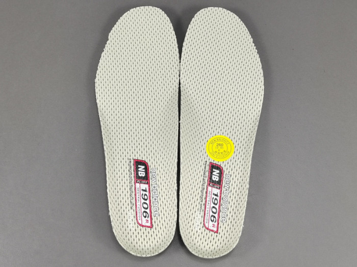 New Balance 1906R "White & Green" M1906RQ