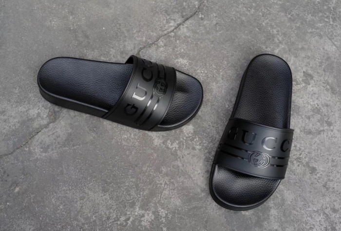 GCI GG Slide Sandal