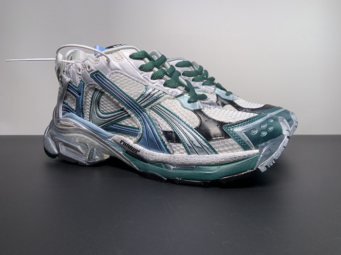 BALCIA RUNNER SNEAKER