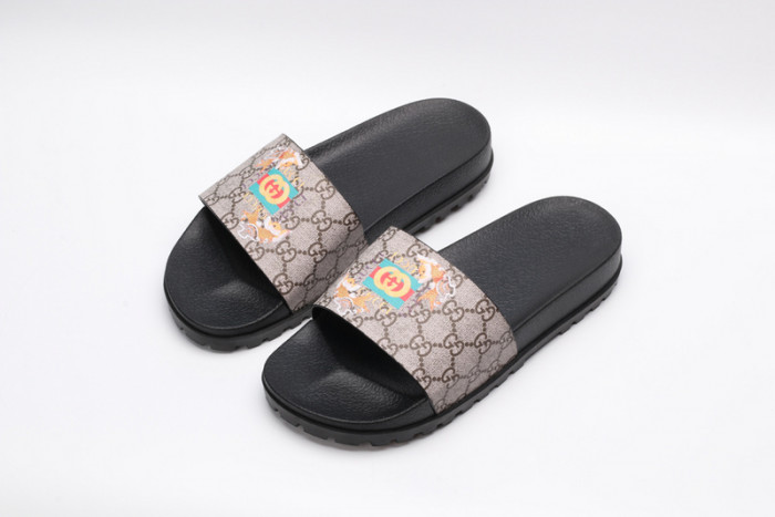 GCI GG Slide Sandal