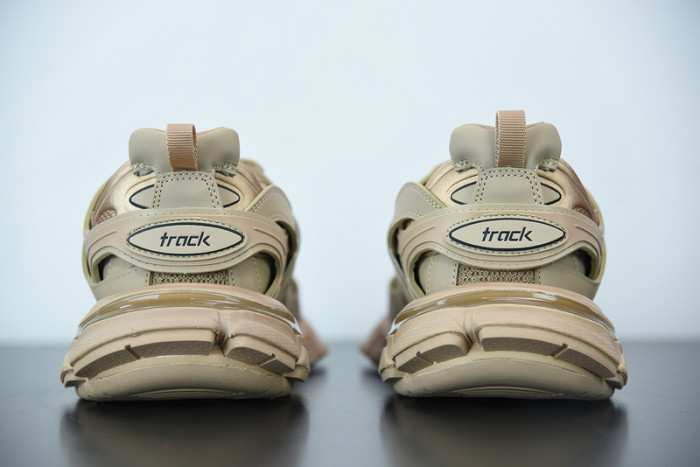 BALCIA Track SNEAKER