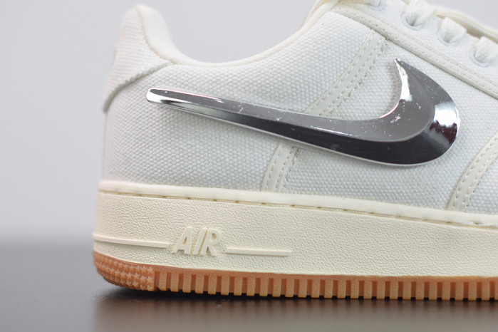Travis Scott x Air Force 1 AQ4211-101