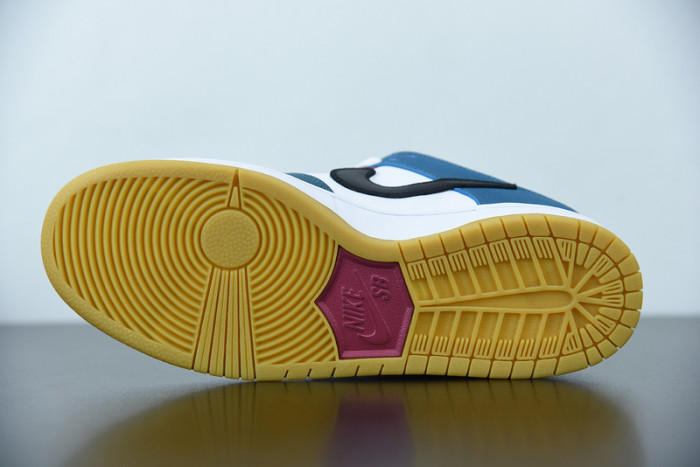 Parra Nike SB Dunk Low 2021 DH7695-100