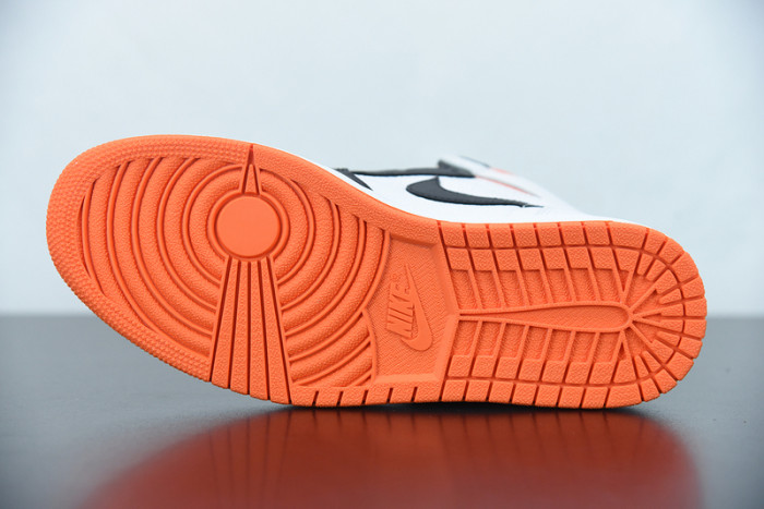 Air Jordan 1 High OG “Electro Orange” 555088-180