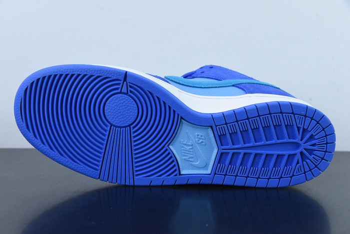 Nike SB Dunk Low Blue Raspberry DM0807-400
