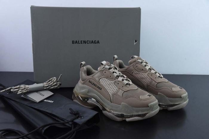 BALCIA Triple S Sneaker