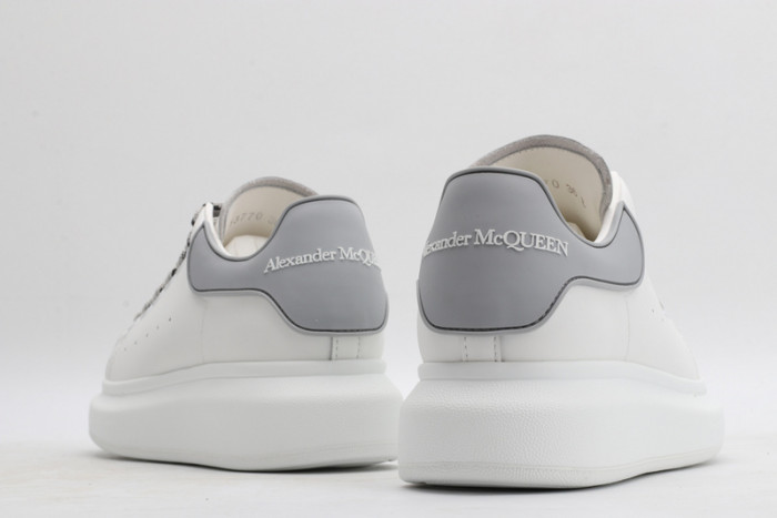 ALEXMQ Sneakers