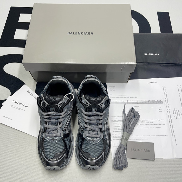 BALCIA RUNNER SNEAKER