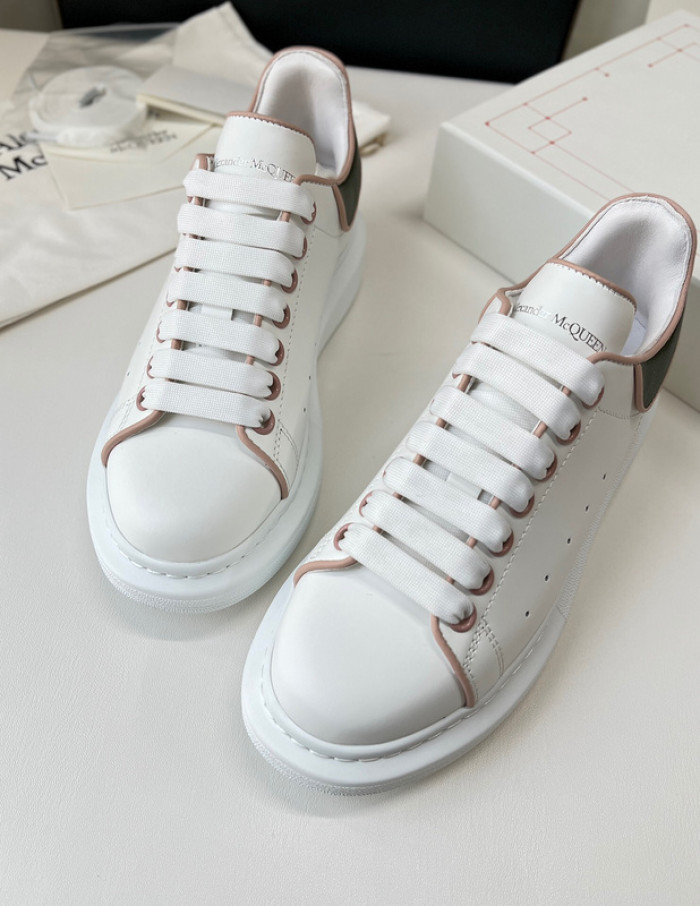 ALEXMQ Sneakers