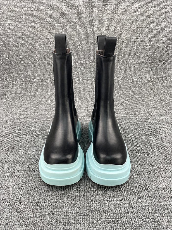 Bo*te*ga ve*ne*ta chelsea tire leather high boot