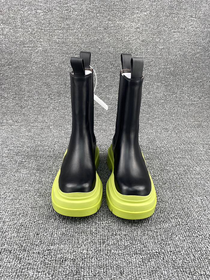 Bo*te*ga ve*ne*ta chelsea tire leather high boot