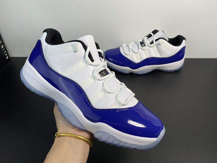 AIR JORDAN 11 RETRO LOW WHITE CONCORD AH7860-100