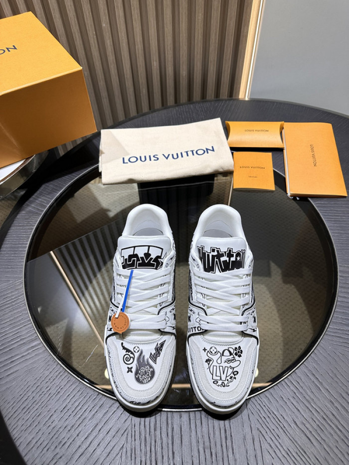 LUSV SNEAKERS