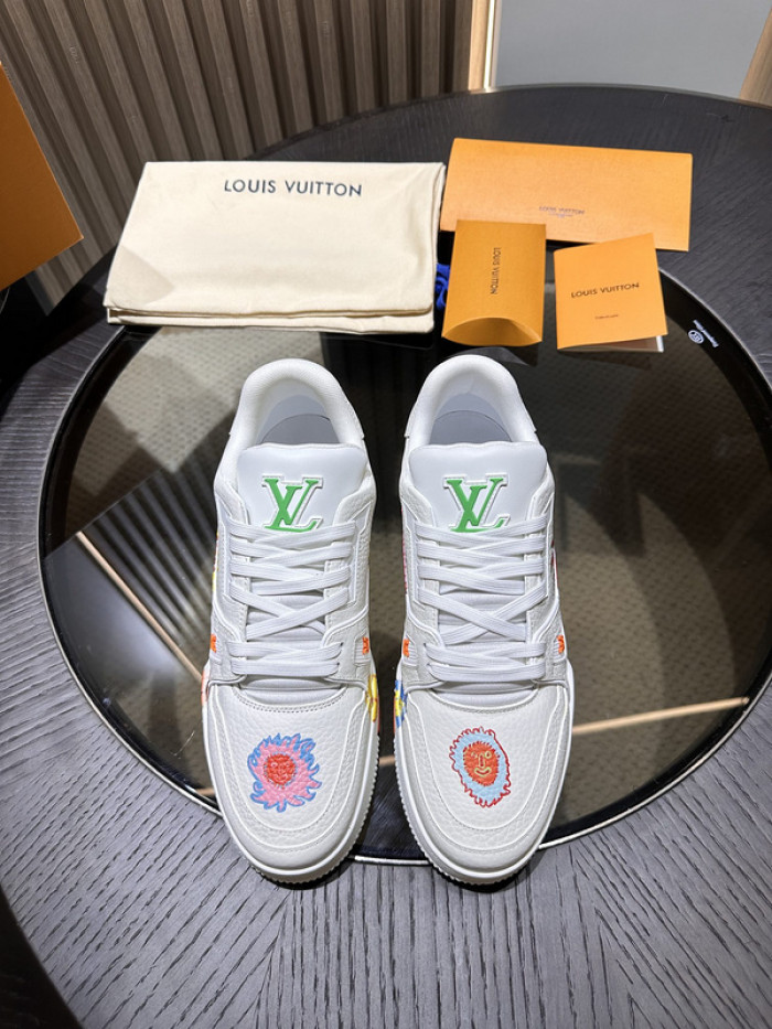 LUSV SNEAKERS