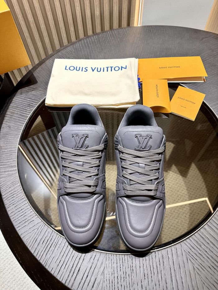 LUSV SNEAKERS