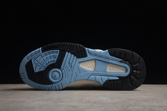 As*ic*s gel‑spotlyte low v2 