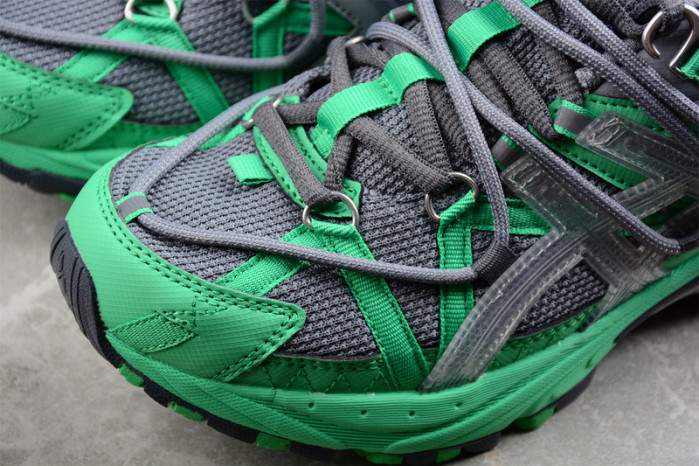 As*ic*s gel kahana tr v2 