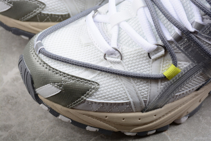 As*ic*s gel kahana tr v2 