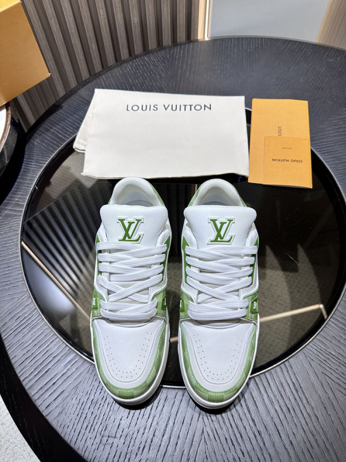 LUSV SNEAKERS