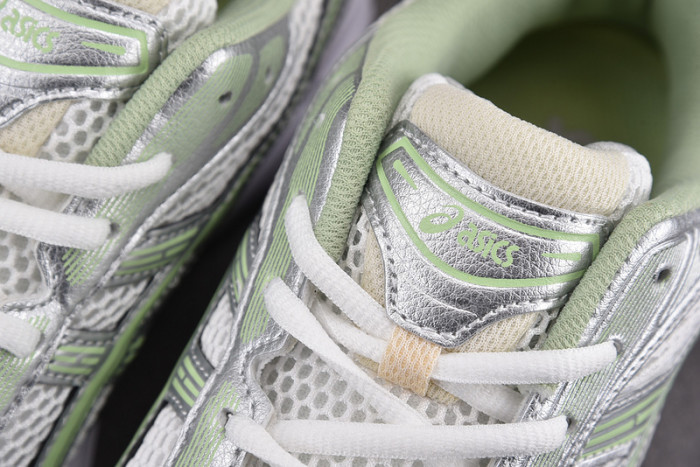 As*ic*s wmns gel kayano 14 