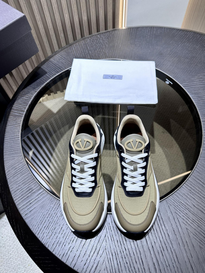 VALENTINO GARAVANI SNEAKER