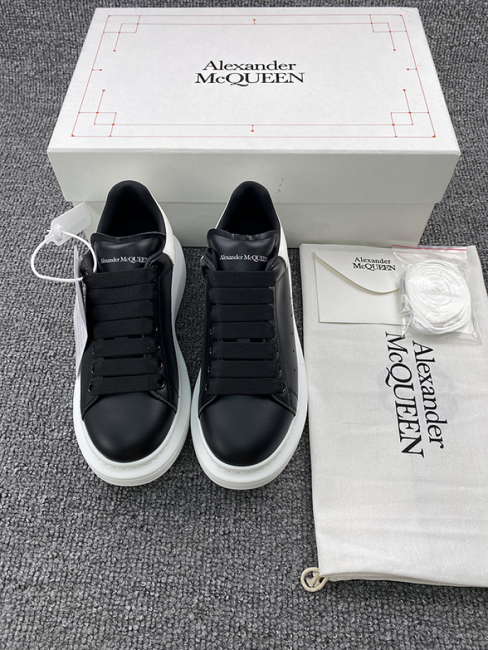 ALEXMQ Sneakers