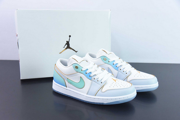 Wmns Air Jordan 1 Low SE 