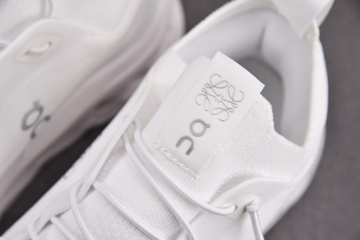 LOEWE SNEAKER