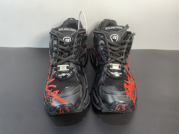 BALCIA RUNNER SNEAKER