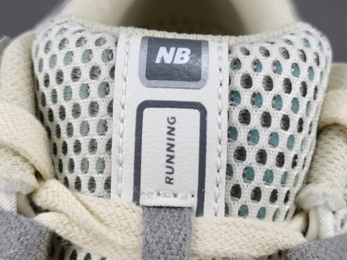 New Balance 1906R "Sea Salt & Marblehead" M1906RP