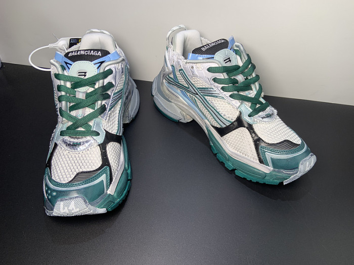 BALCIA RUNNER SNEAKER