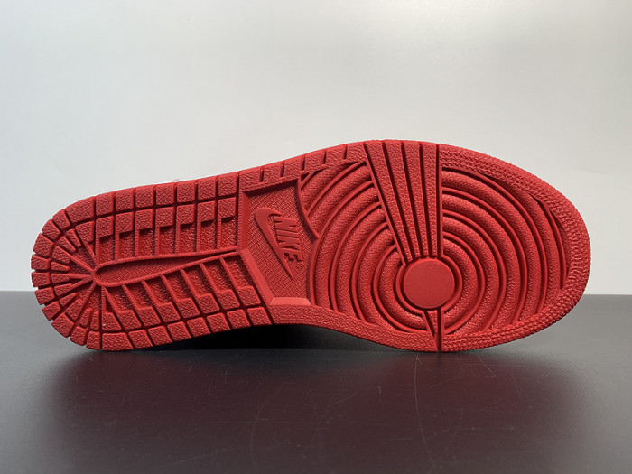 Air Jordan 1 Retro High 