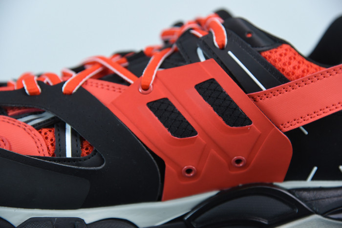 BALCIA Track SNEAKER