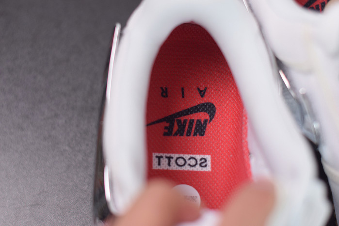 Travis Scott x Air Force 1 AQ4211-100