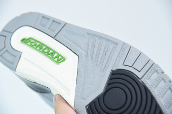 Air Jordan 3 Retro“Chlorophyll” 136064-006