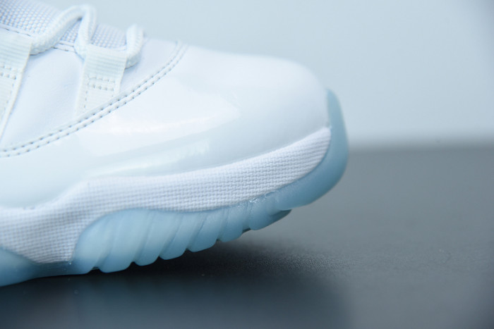 Air Jordan 11 Low “Legend Blue” AV2187-117