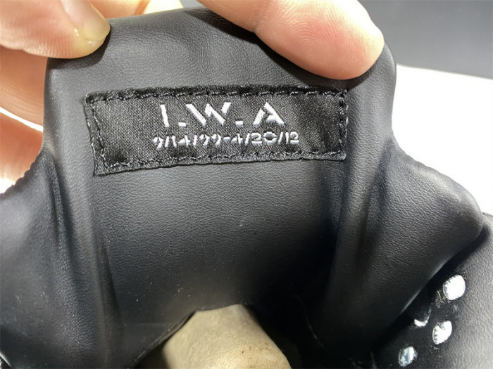 Air Jordan 5 Retro DB "Doernbecher" 633068-010