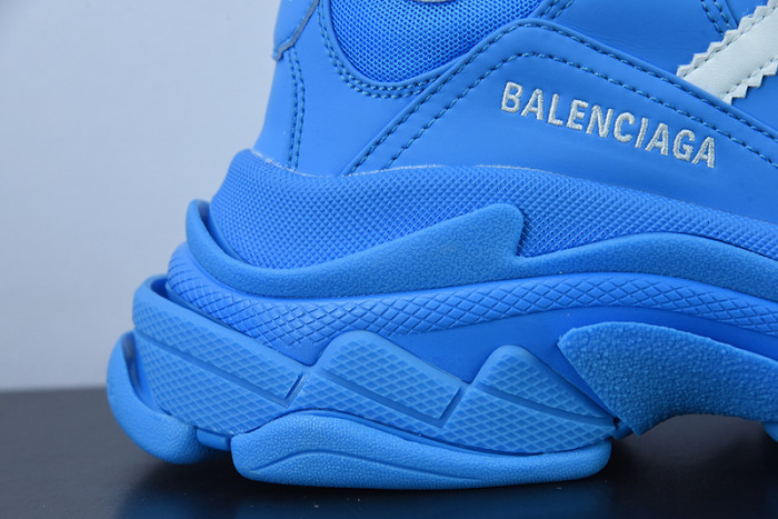 BALCIA Triple S Sneaker
