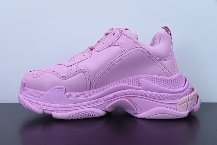 BALCIA Triple S Sneaker