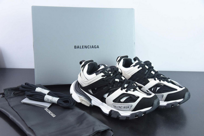BALCIA Track SNEAKER