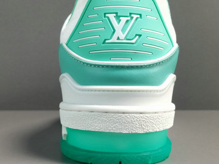 LUSV SNEAKERS