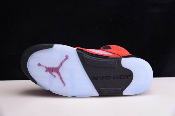 Air Jordan 5 “Raging Bull” DD0587-600