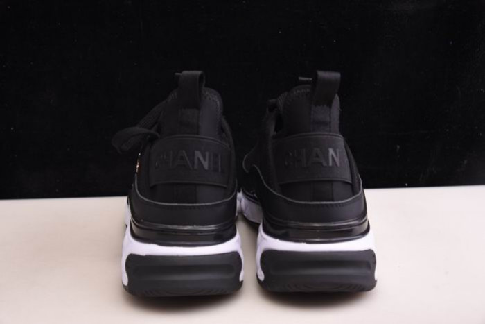 CHNL Sneaker
